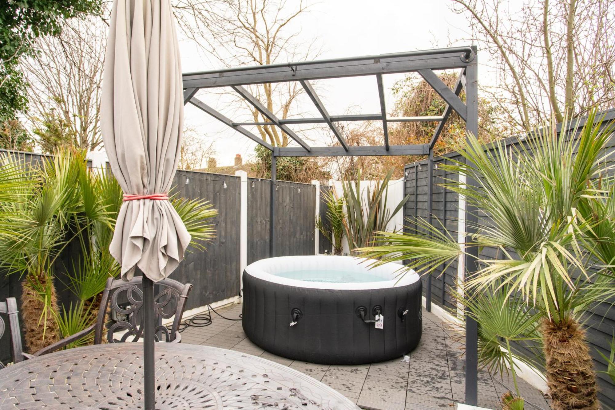 バーキング Modern 2Bed Pad W/ Hot Tubヴィラ エクステリア 写真